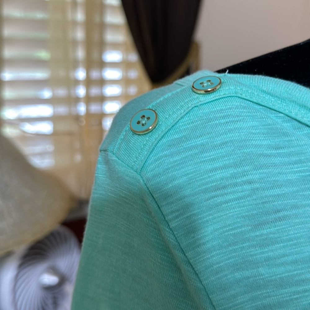 Talbots Tee - Picture 3 of 10